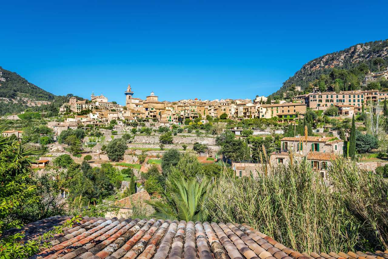 village-de-valldemossa-aux-baleares
