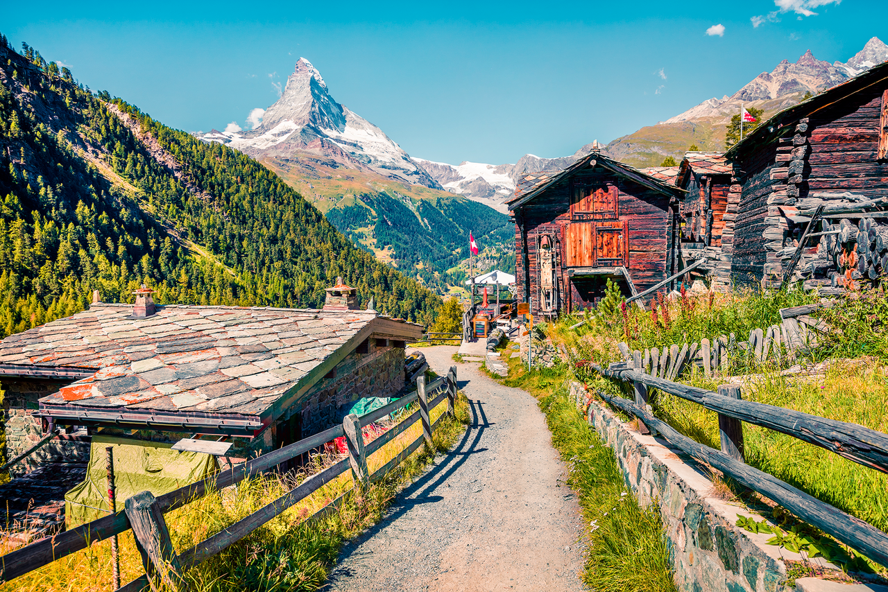 Village de Zermatt tour du Mont rose avec Atalante