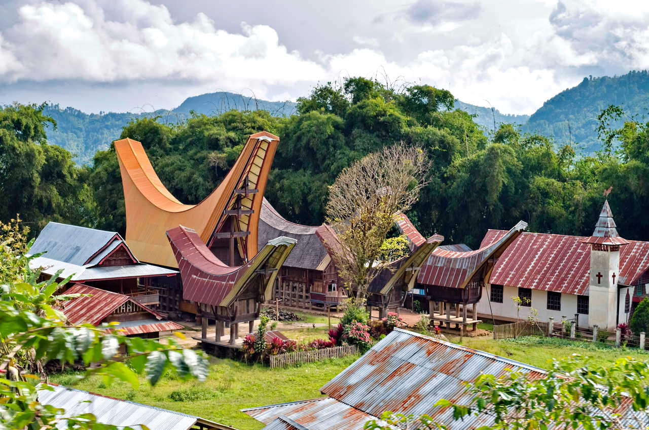 Village traditionnel Toraja sur l'île de Sulawesi