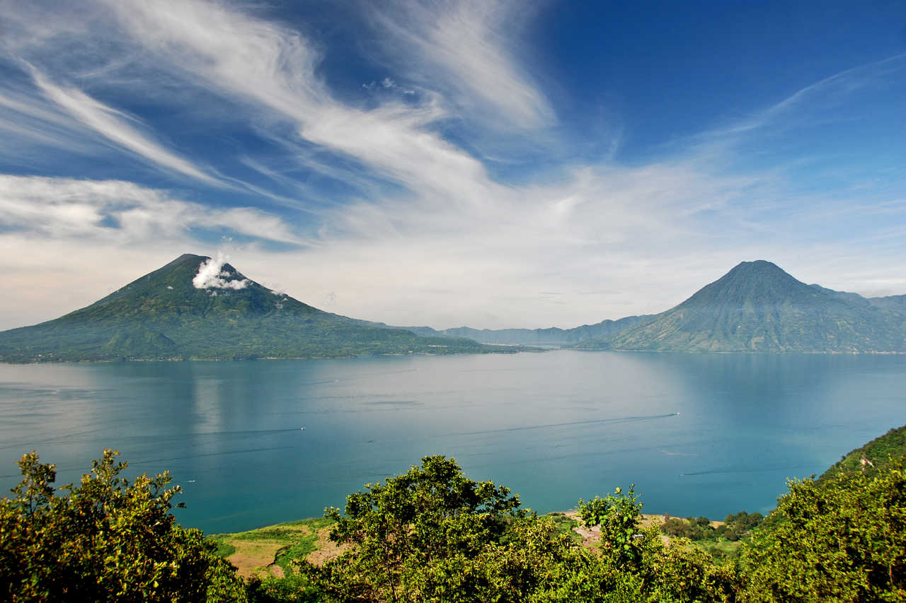 Volcans et lac Atitlan, Guatemala