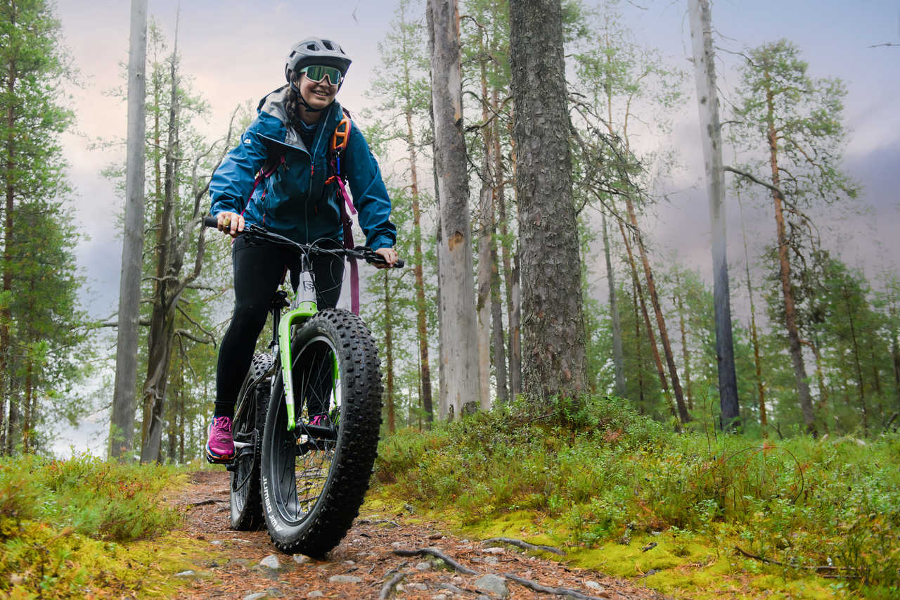 VTT à Hossa en été © Lallemand Sophie VTT à Hossa en été