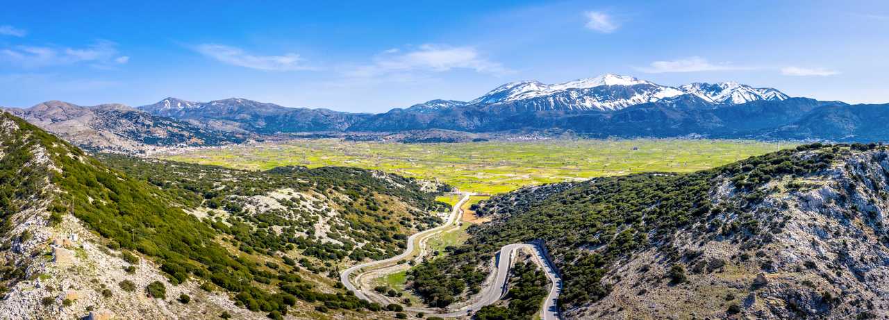 Vue panoramique sur le plateau de Lassithi en Crète