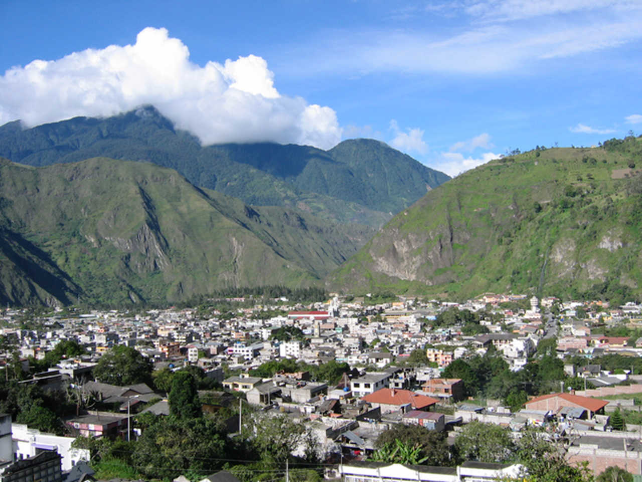 Vue sur la ville de Baños, Equateur