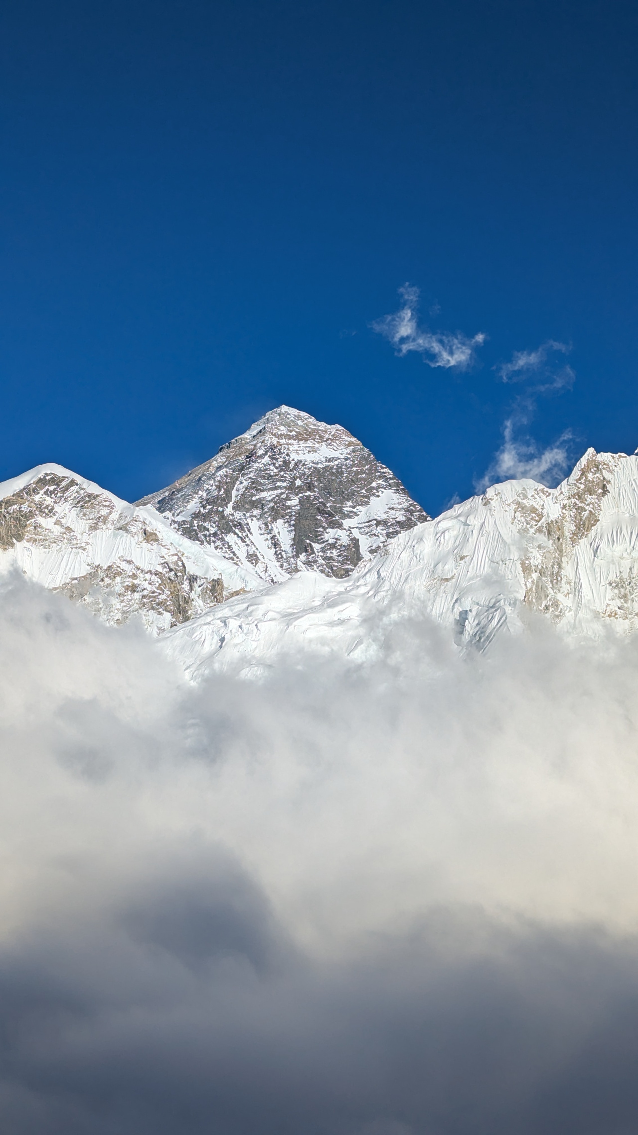 Vue sur l'Everest durant l'ascension du Kala Patthar au Népal