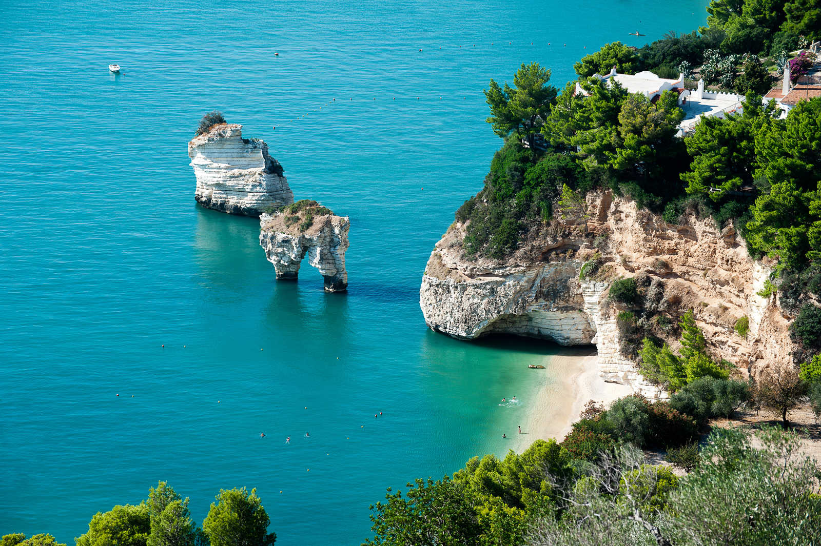 Baia delle Zagare dans le Gargano © Alessandro De Matteis