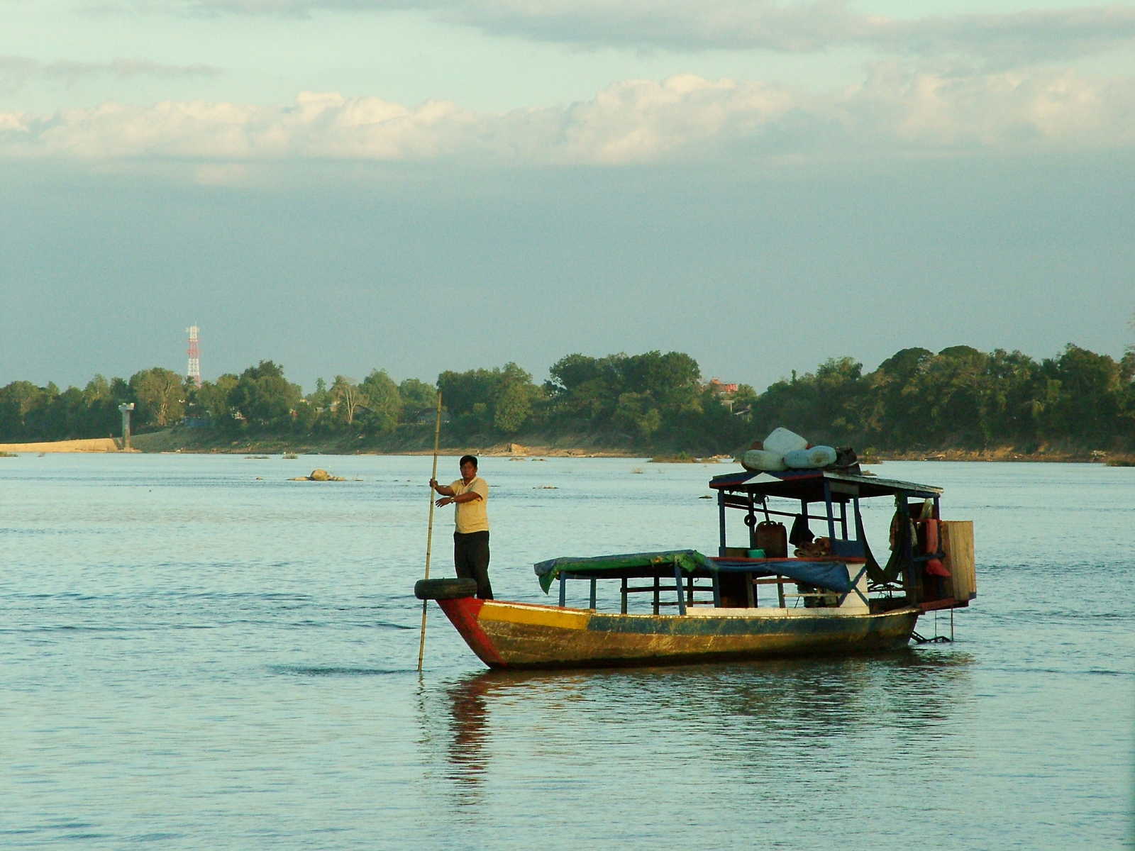 Bateau Cambodge © J-F Perigois