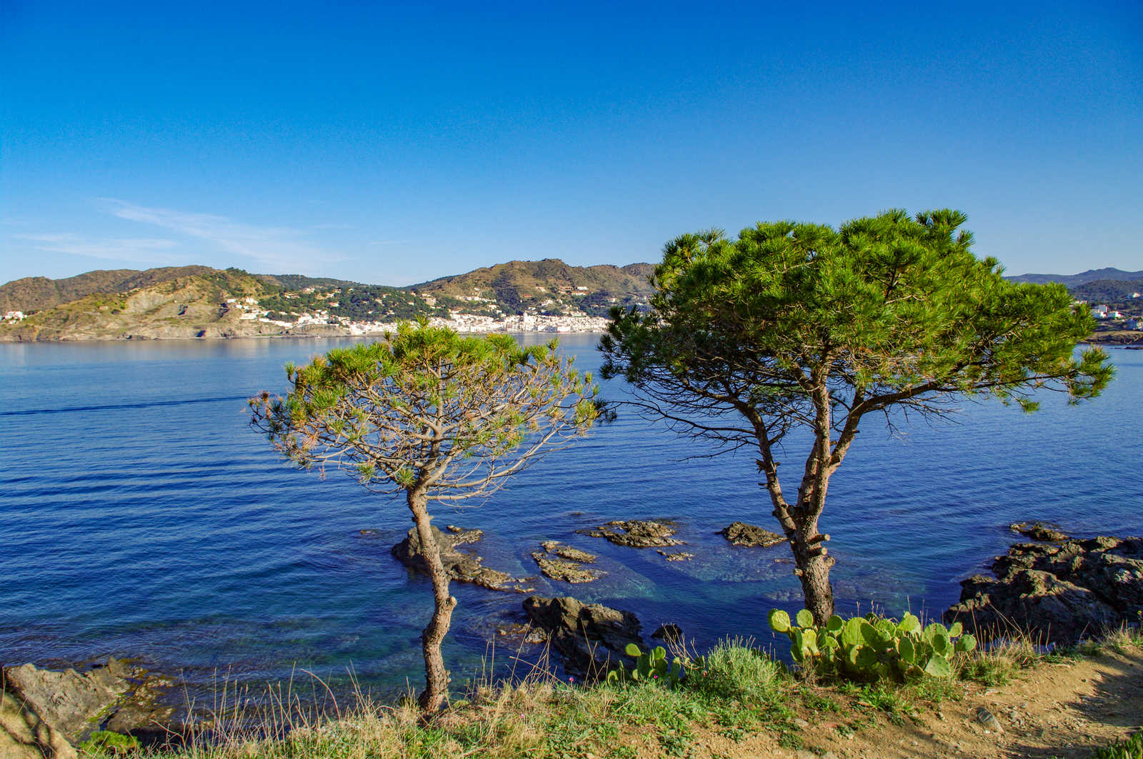 Cadaqués dans les Pyrénées © Serano David