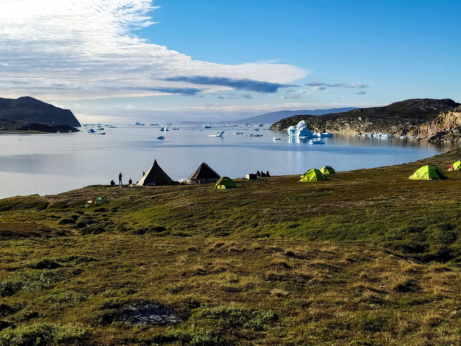 Camp de base près d'Oqaatsut © De Fréminville Caroline