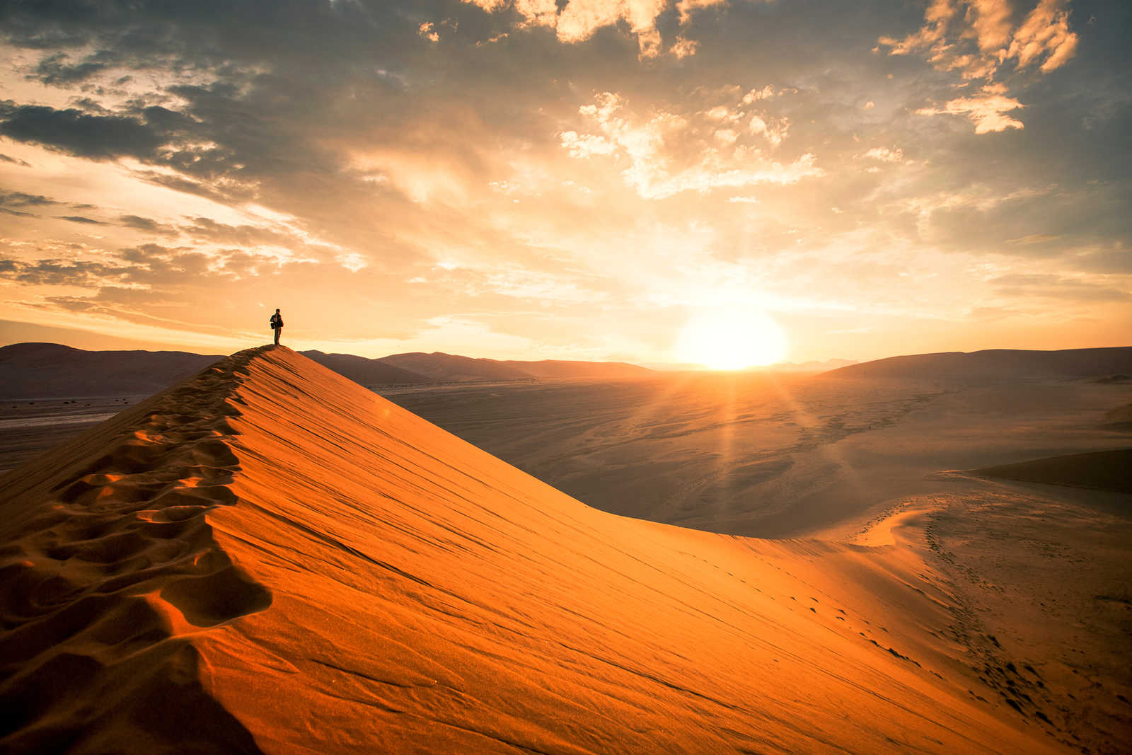 Coucher de soleil sur les dunes, Maroc © Emicem Photography
