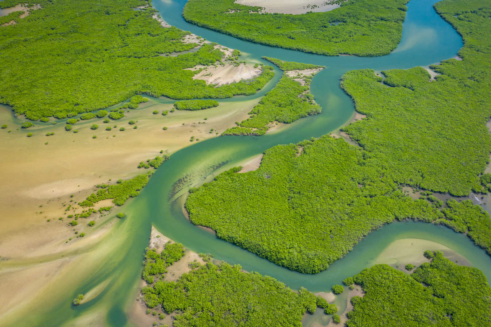 Delta du Sine Saloum vue du ciel au Sénégal © Curioso.photography