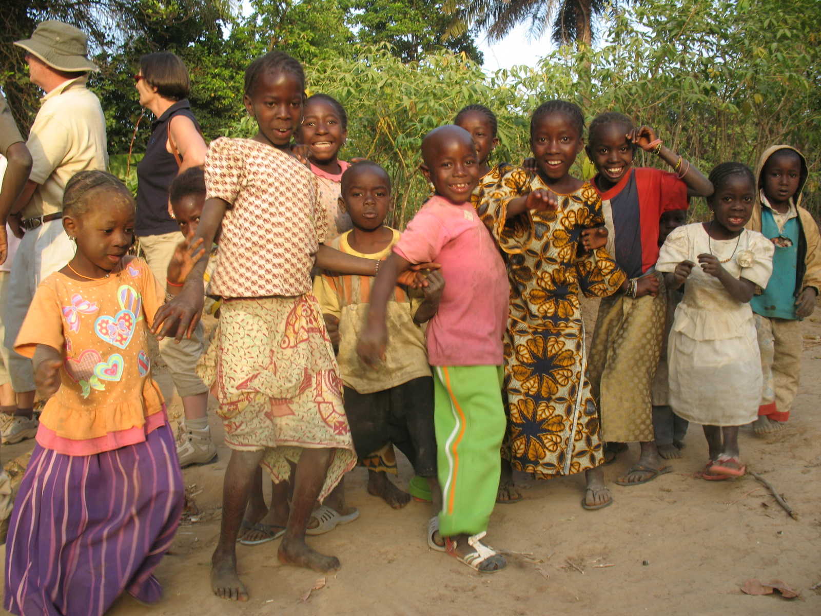 Enfants du village de Ainguel © Fouta Trekking