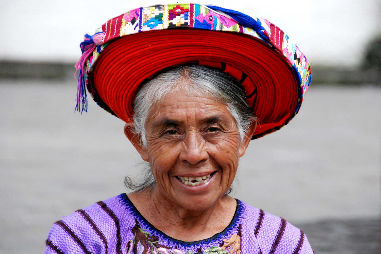 Femme en costume traditionnel au Guatemala © Coston Jean-Pierre