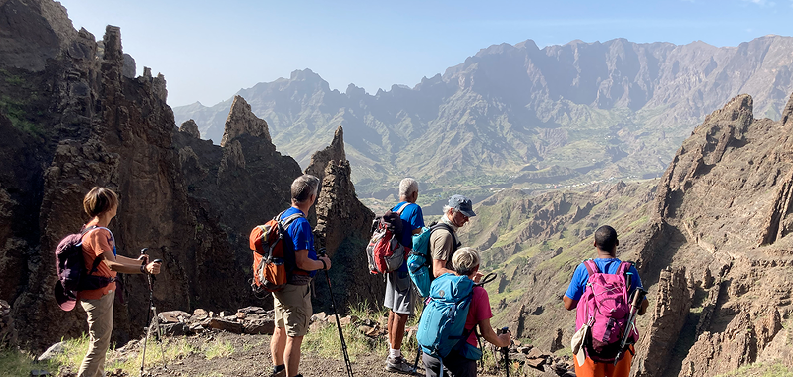 Groupe de randonneurs au Cap Vert © Vasco Lucas