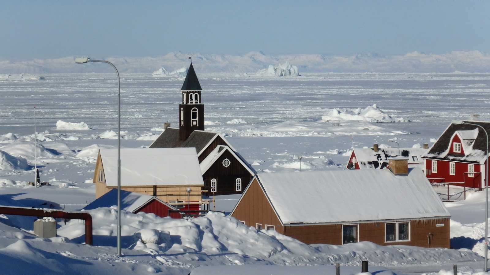 Ilulissat sous la neige au Groenland © Chausson Benoît