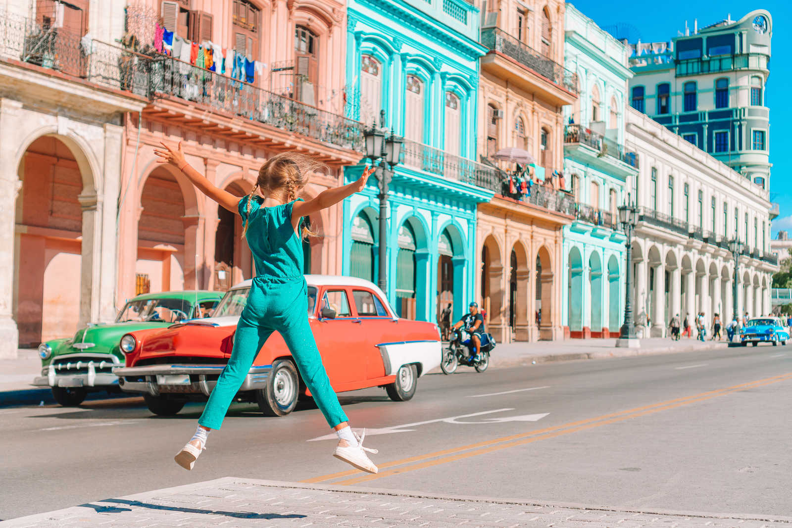 les couleurs de la Havane © Travnikovstudio