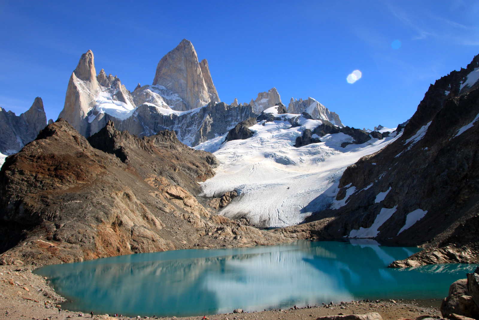 La Laguna de los Tres et le Fitz Roy au fond © Dufy Caroline