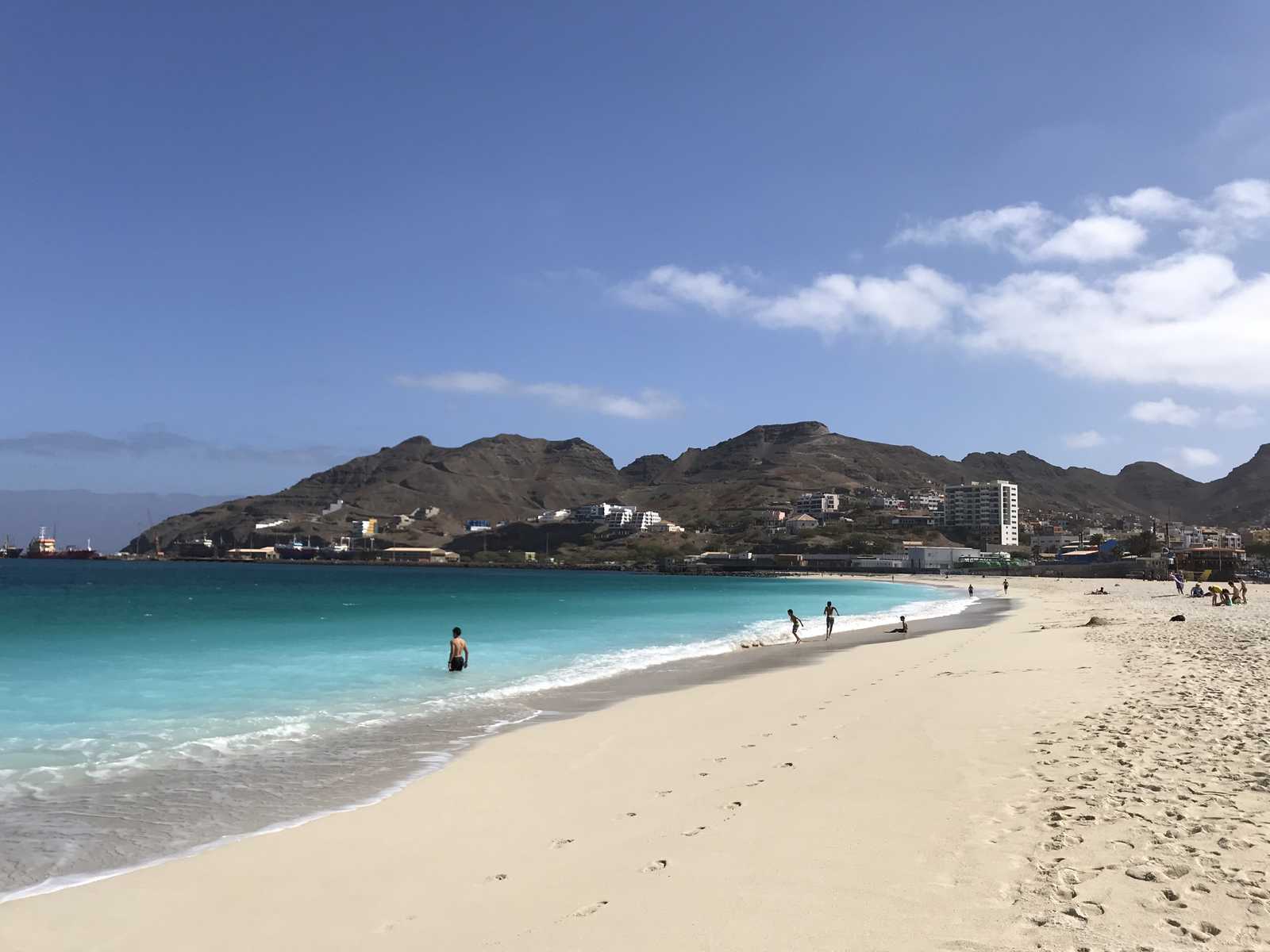 La plage de Mindelo © Barbier Valentin