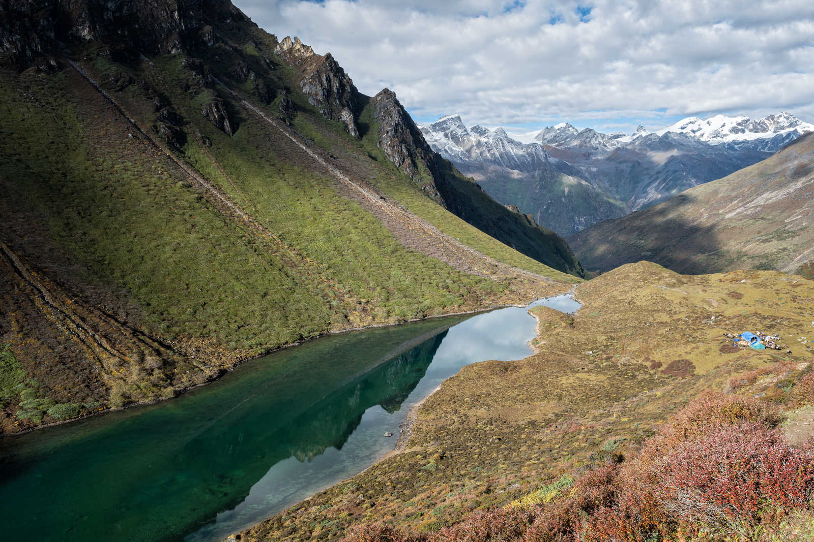 Lac de montagne - Snowman Trek © Pascal