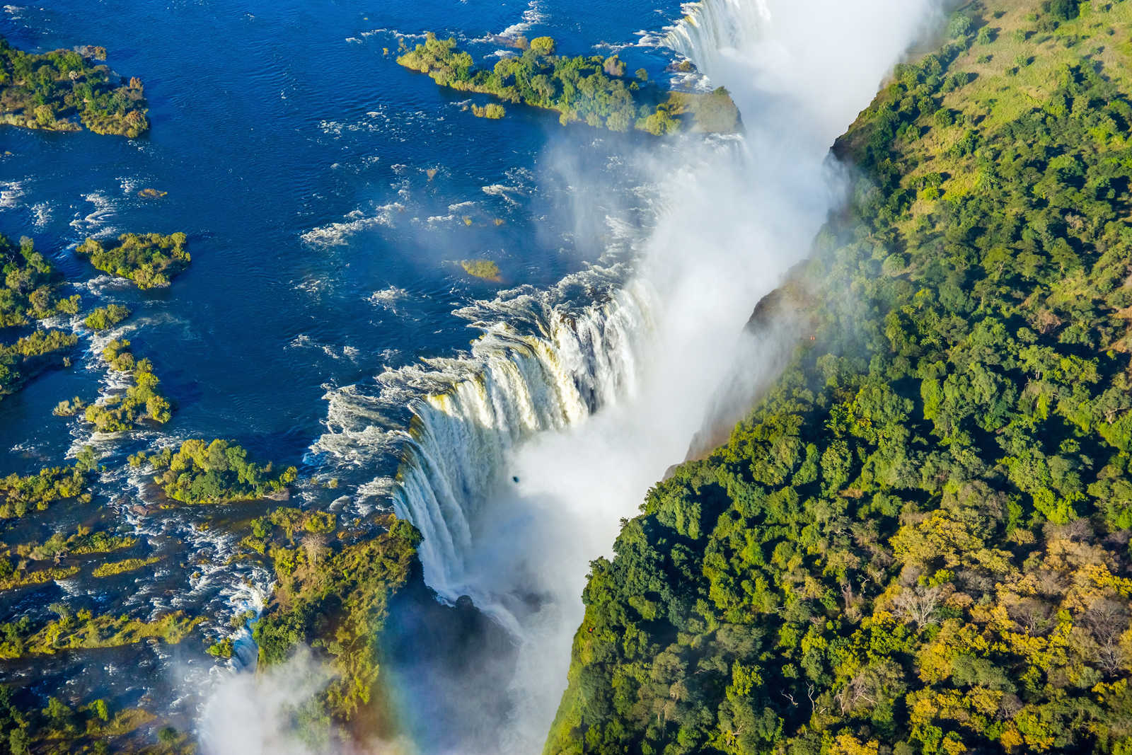 Les chutes Victoria vues du ciel © Efimova Anna