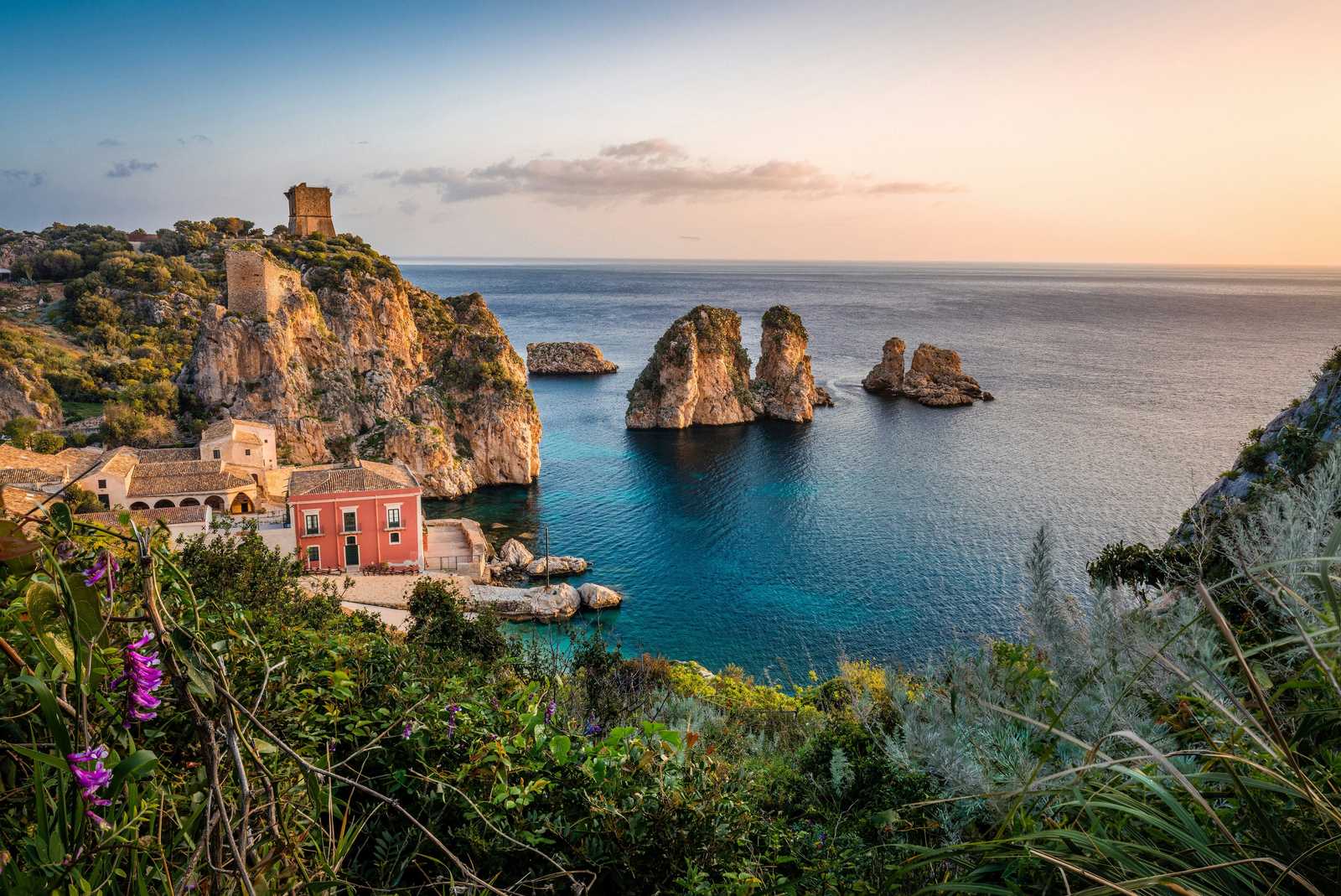 Paysage à Castellamare del Golfo en Sicile © Ferrara Samuel