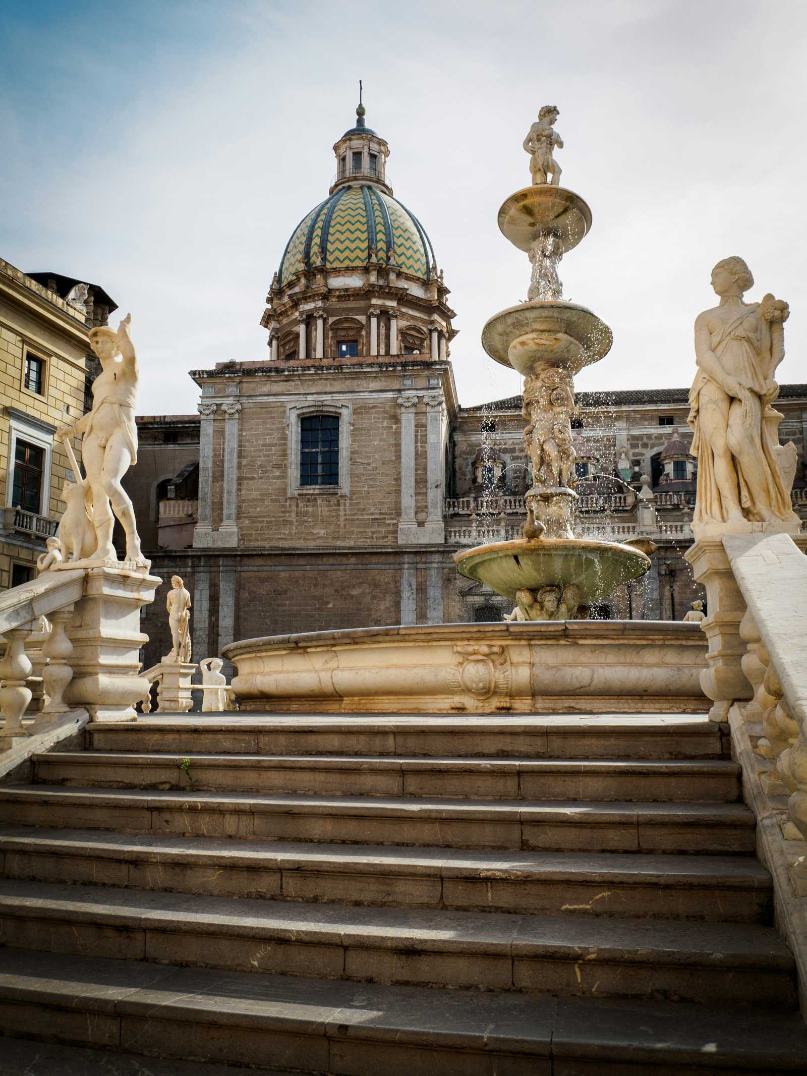 Piazza Pretoria à Palerme en Sicile © Flo P
