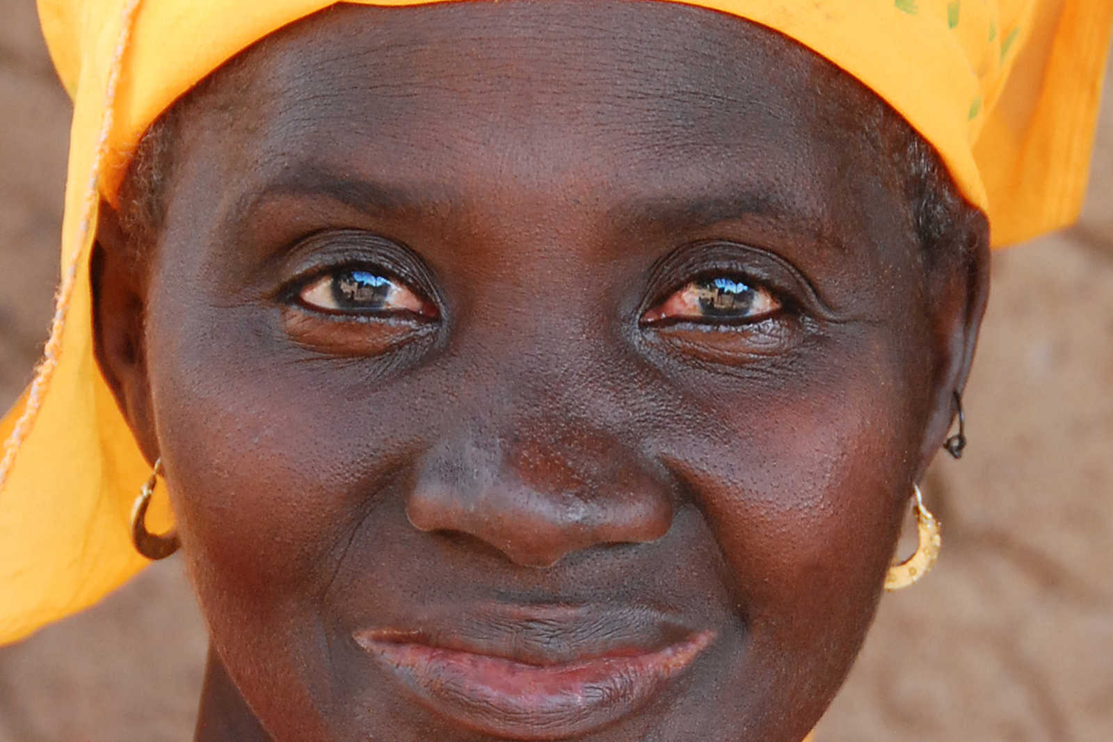 Portrait d'une femme Afrique de l'ouest au Bénin © Coston Jean-Pierre