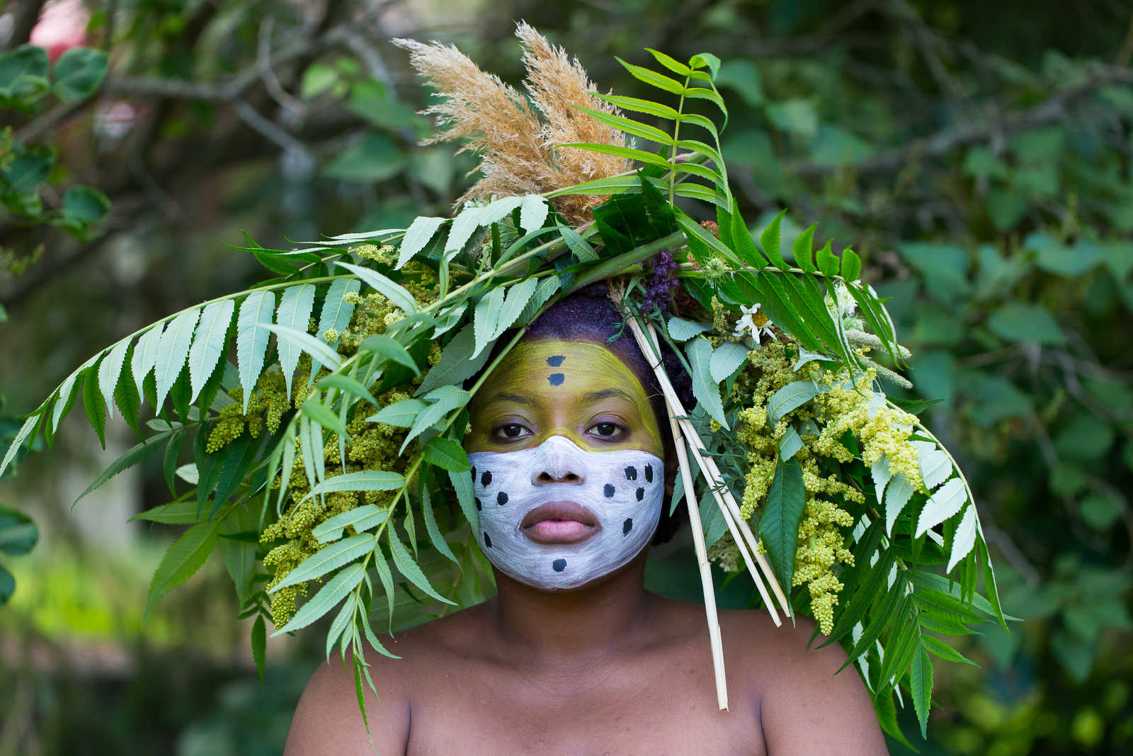 Portrait d'une femme venant de la tribu Suri © Anne Richard