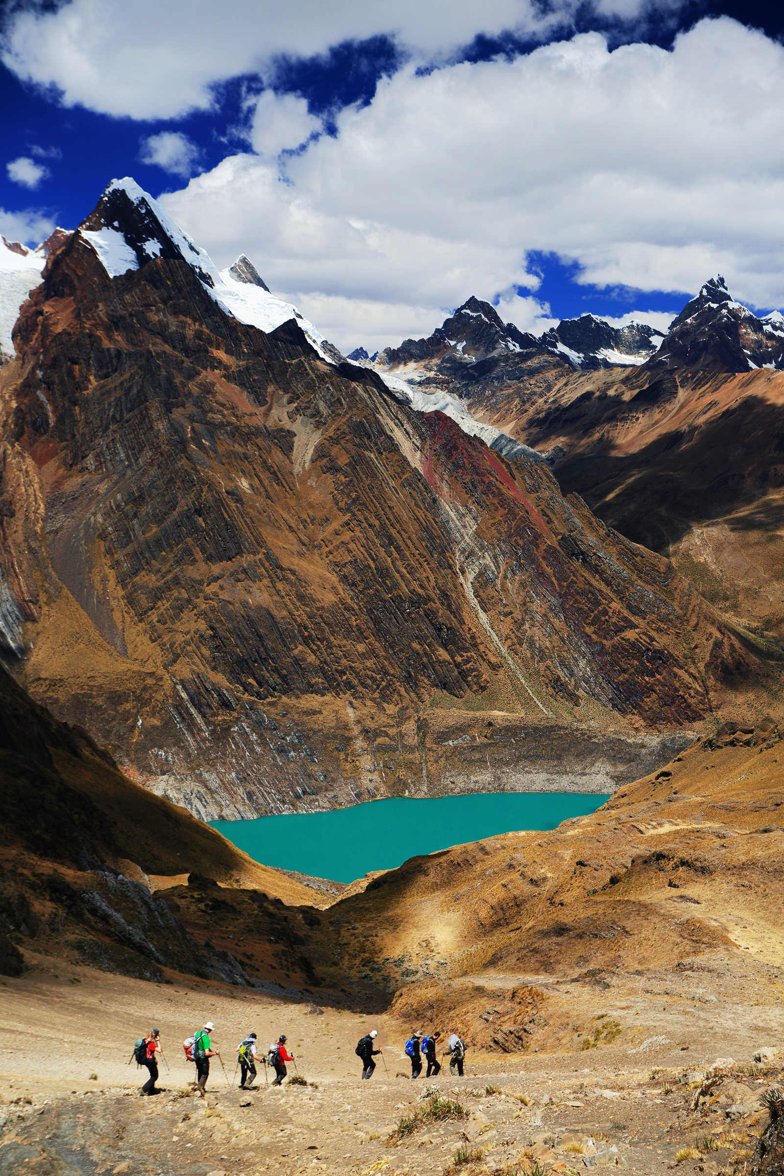 Randonnée dans la Cordillère de Huayhuash au Pérou © Mikadun Shutterstock