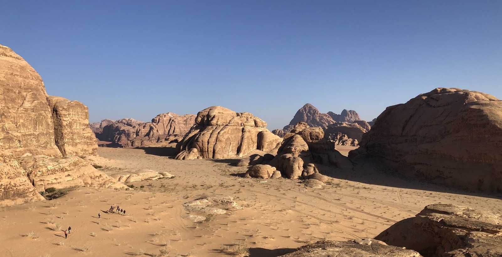 Randonnée dans le Wadi Rum, Jordanie © Martin Laprade Nicolas