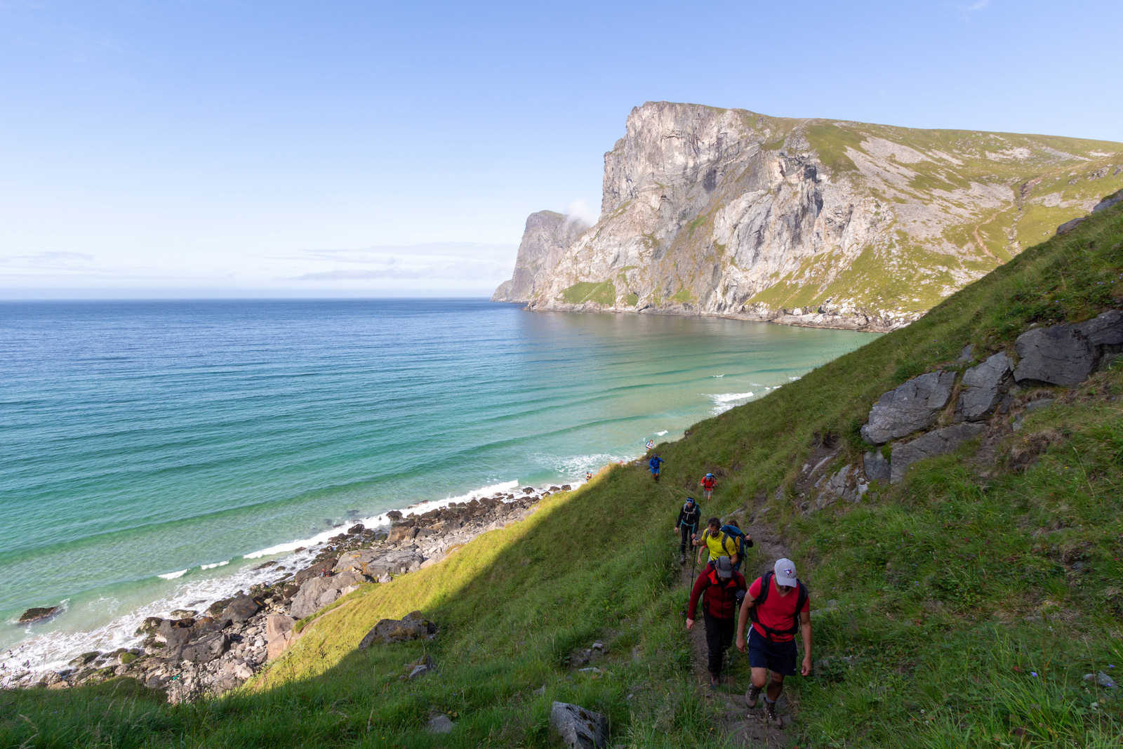 Randonnée dans les îles Lofoten, plage de la baleine © Basmaji Rémi