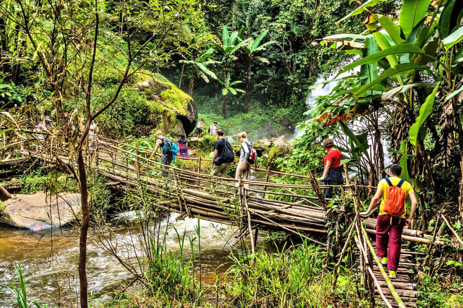 Randonneurs en Thaïlande © Shutter Stock