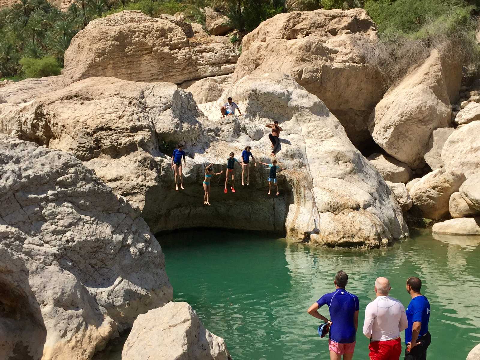Saut et baignade dans les wadis, Oman © Martin Laprade Alexandra