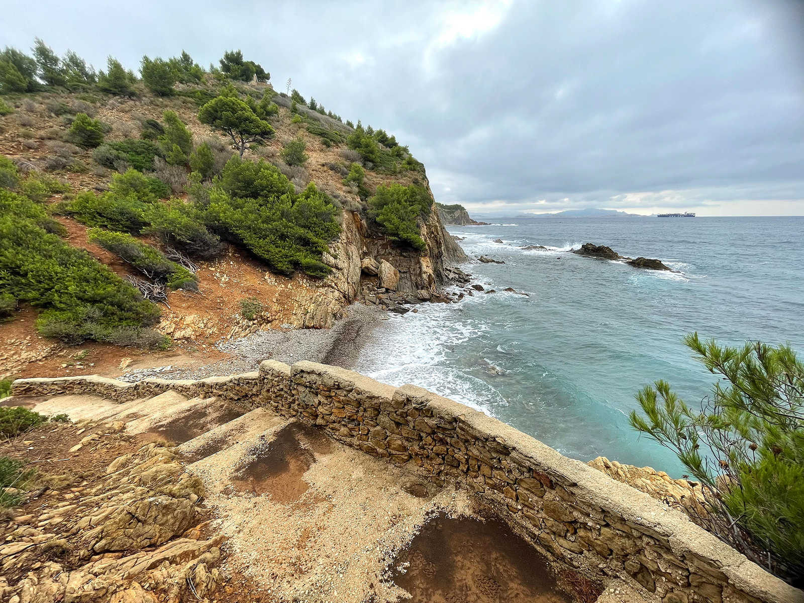 Sentier Littoral Calanques © Destination Queyras