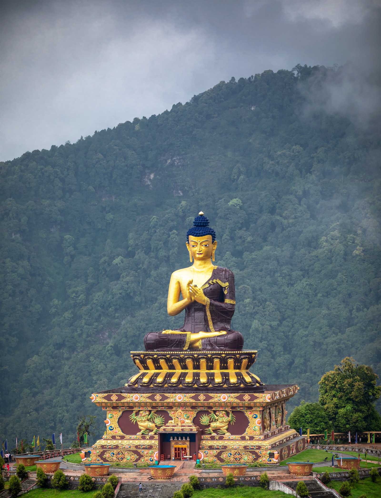 Statue du Bouddha dans le parc Ravangla © Incredible India