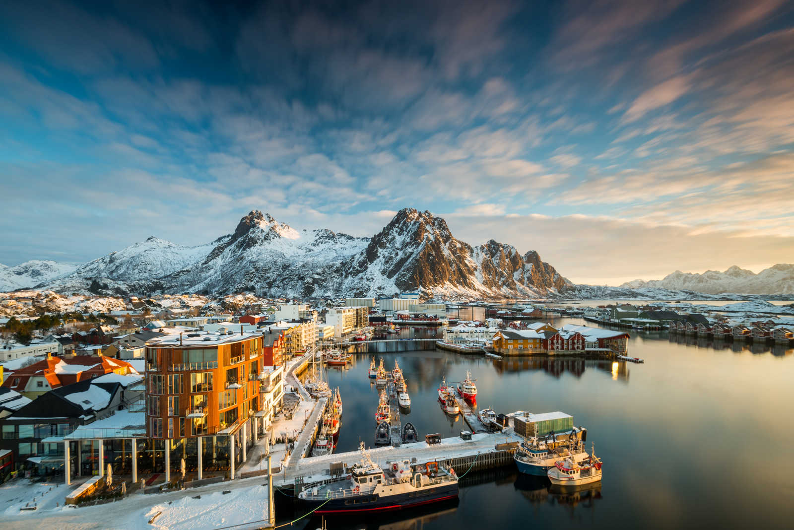 Svolvaer l'hiver © Robert Ruidl