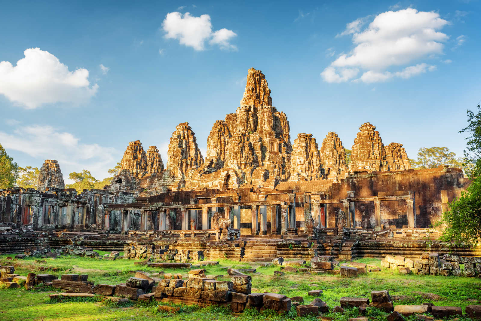 Temple Bayon Angkor Thom au Cambodge © Efired