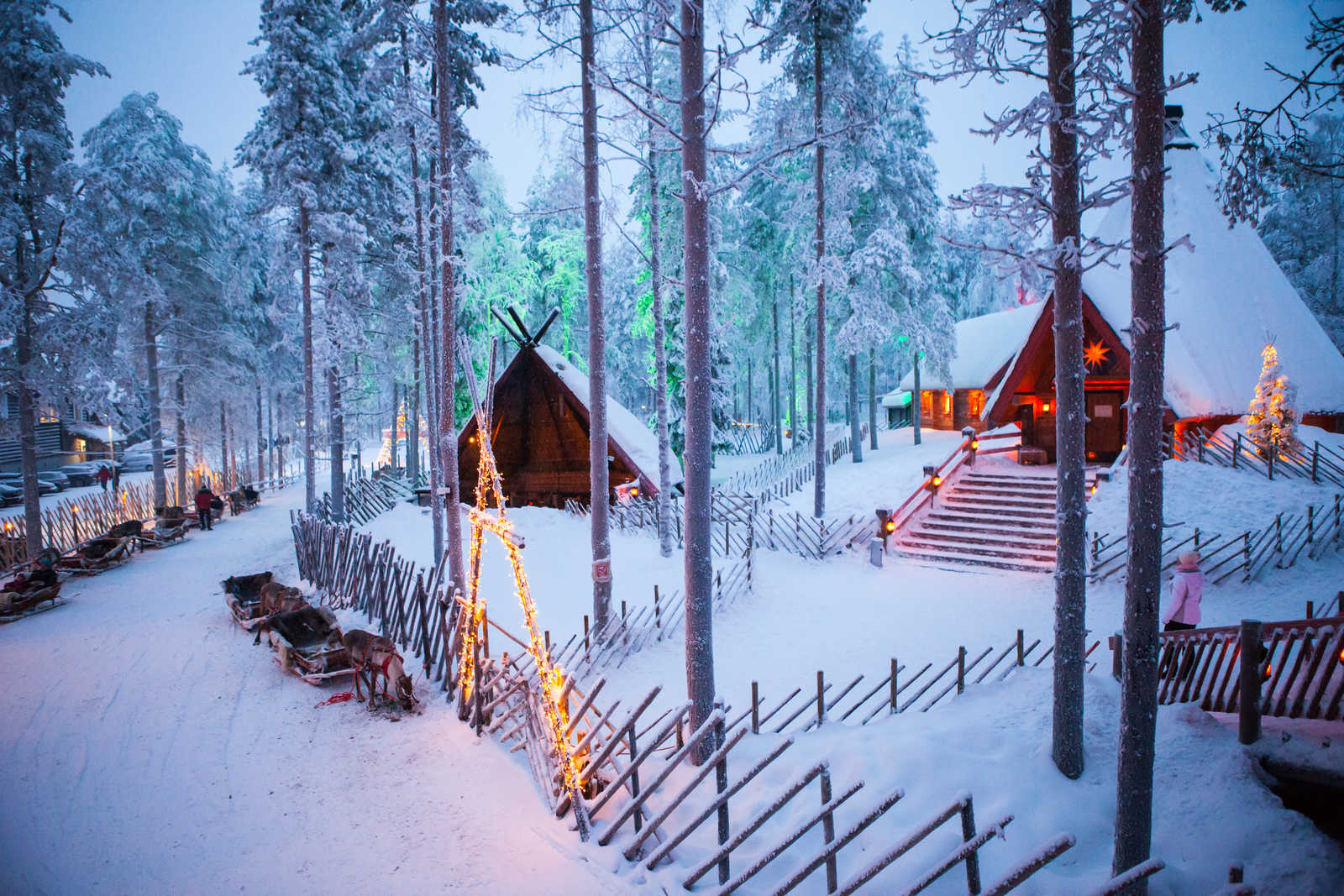 Village du père noël, Rovaniemi, Laponie, Finlande © Adobe Stock