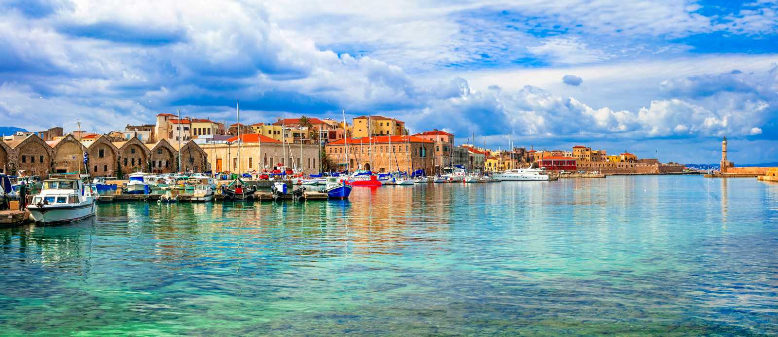 Ville de Chania en Crète © Freesurf