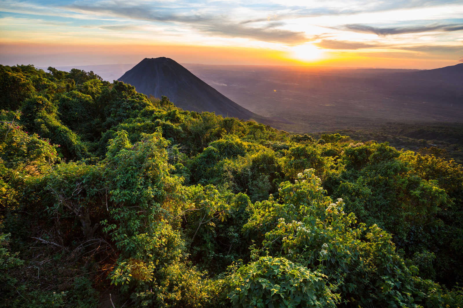 volcano-in-salvador © Andrushko Galyna