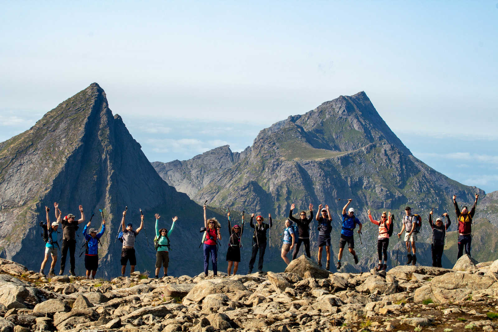 Photo de groupe dans les Îles Lofoten © Basmaji Rémi
