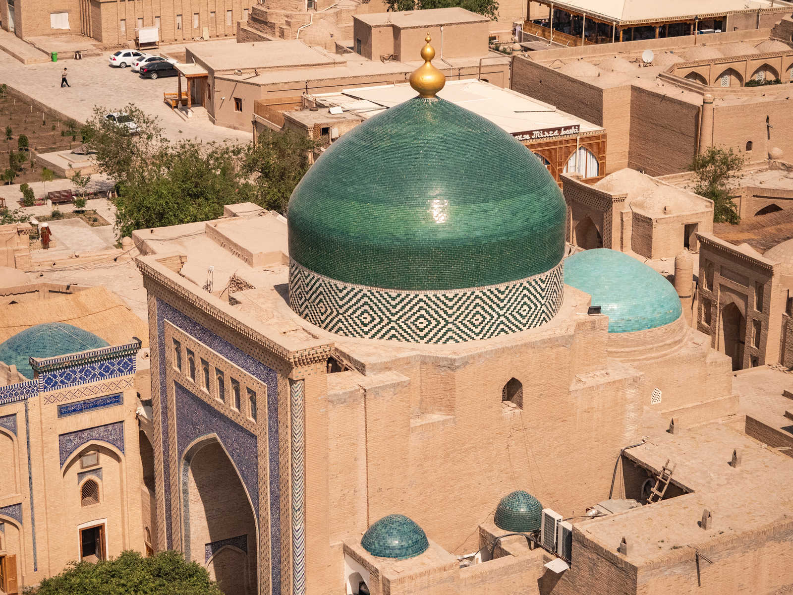 Vue de Khiva, dôme vert du mausolée de Pahlavan mahmud, Kalta Minor © Elodie