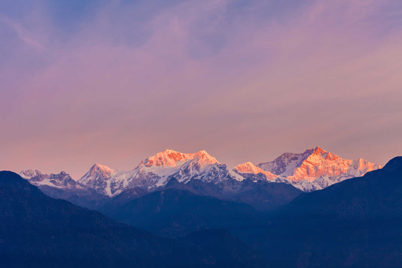 Vue sur le Kangchenjunga au Népal © Saiko3P