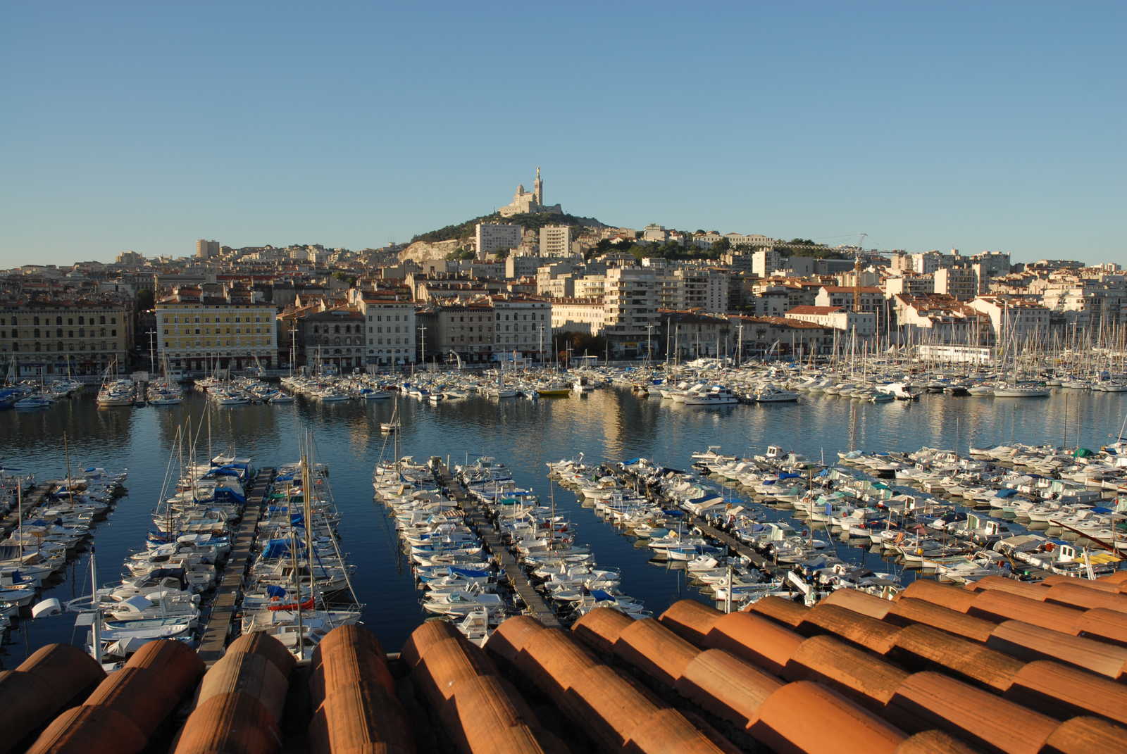 Image Du Vieux Port de Marseille aux calanques de Cassis