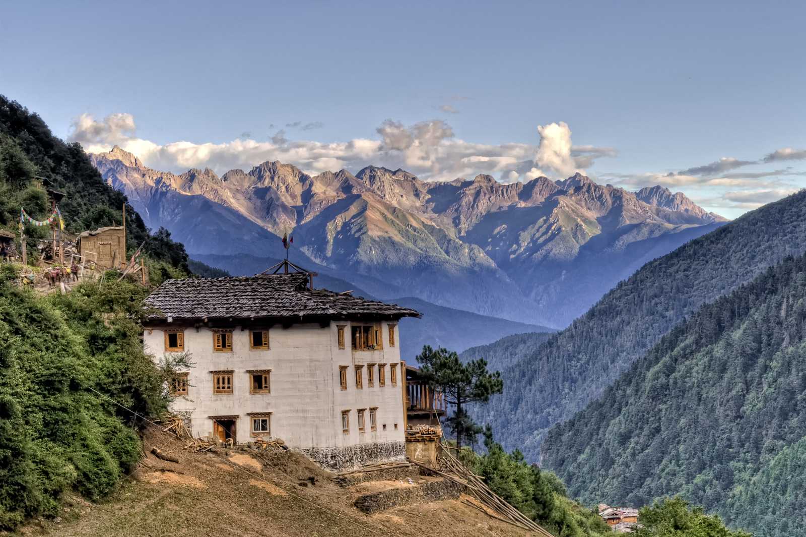 Yubeng dans les montagnes de Meili Xue © Unsplash