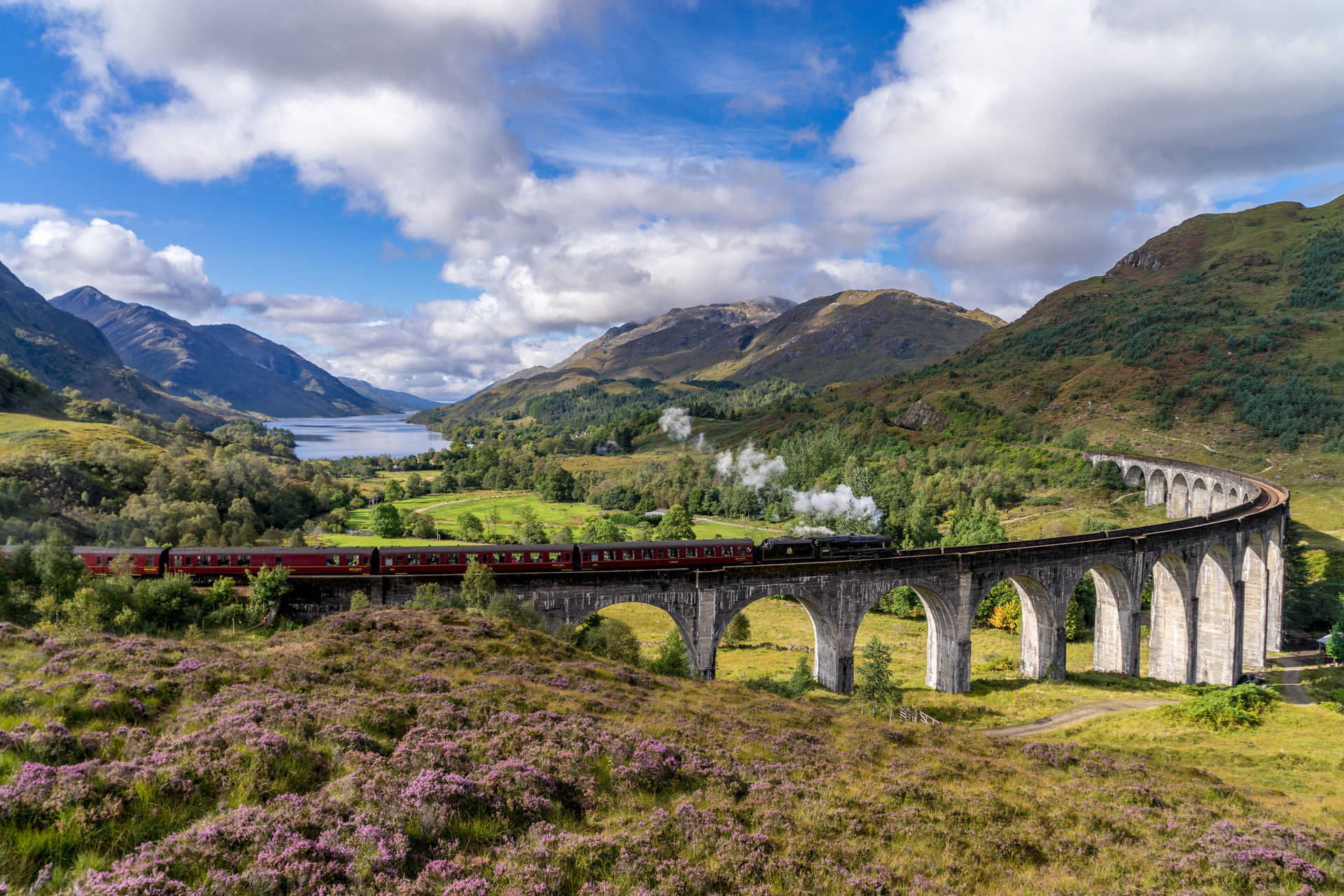 Glenfinnan, célèbre viaduc d'Harry Potter en Ecosse