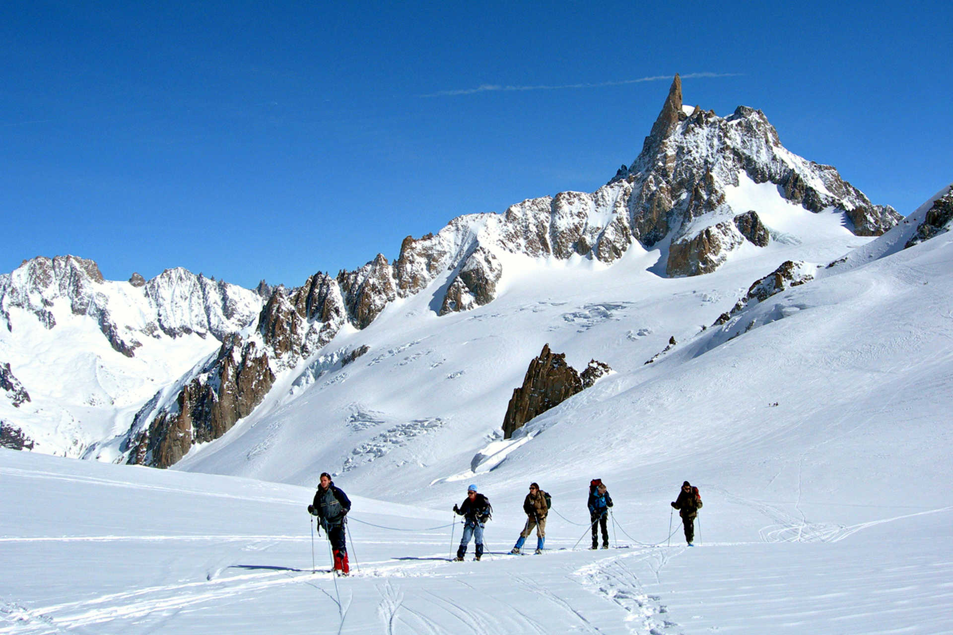 Voyage à la neige : Alpes du Nord : vallee de chamonix en raquettes