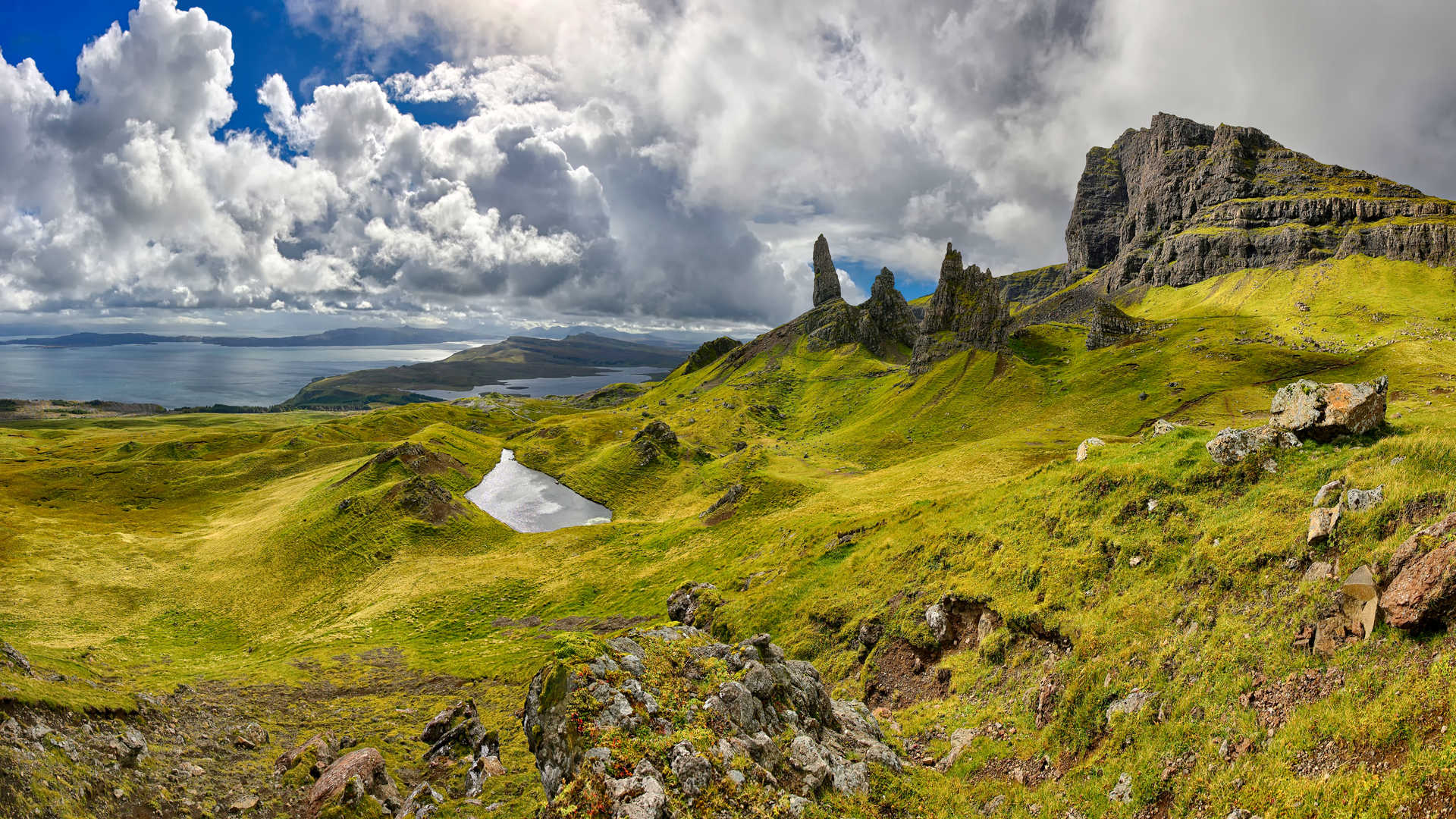 Ile de Skye vue sur les montagnes Ecosse