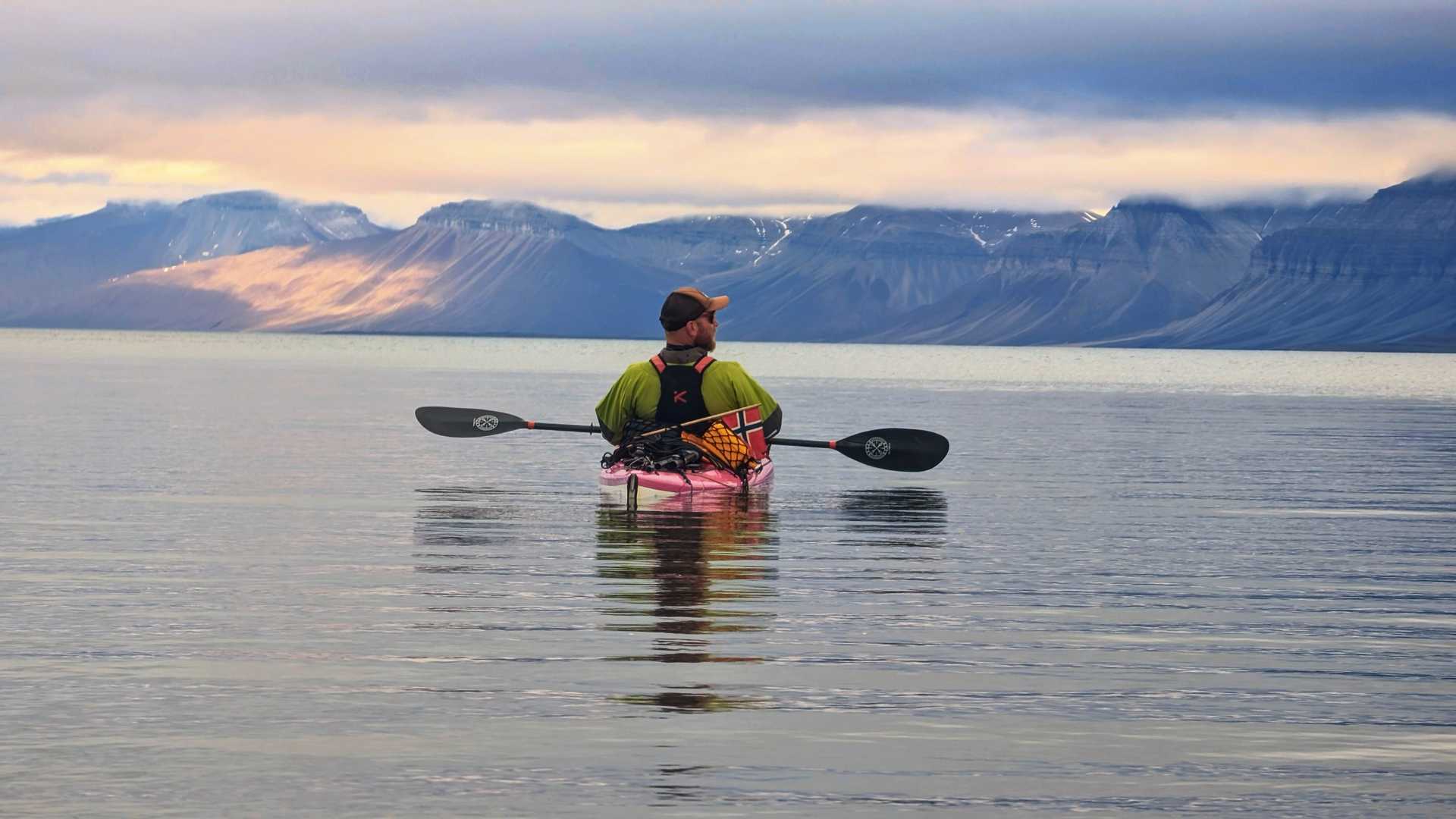 Kayak au Spitzberg Titouan guide