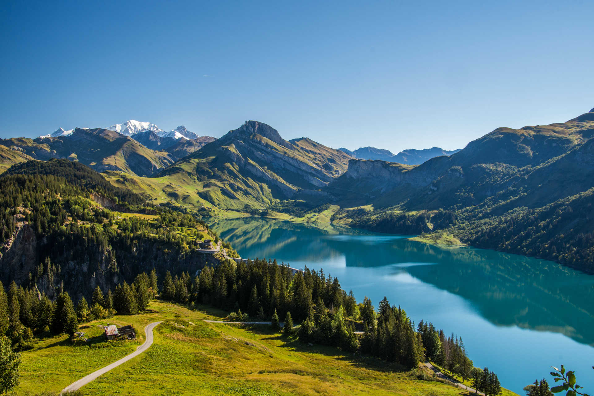 Lac de Roselend dans le Beaufort en France
