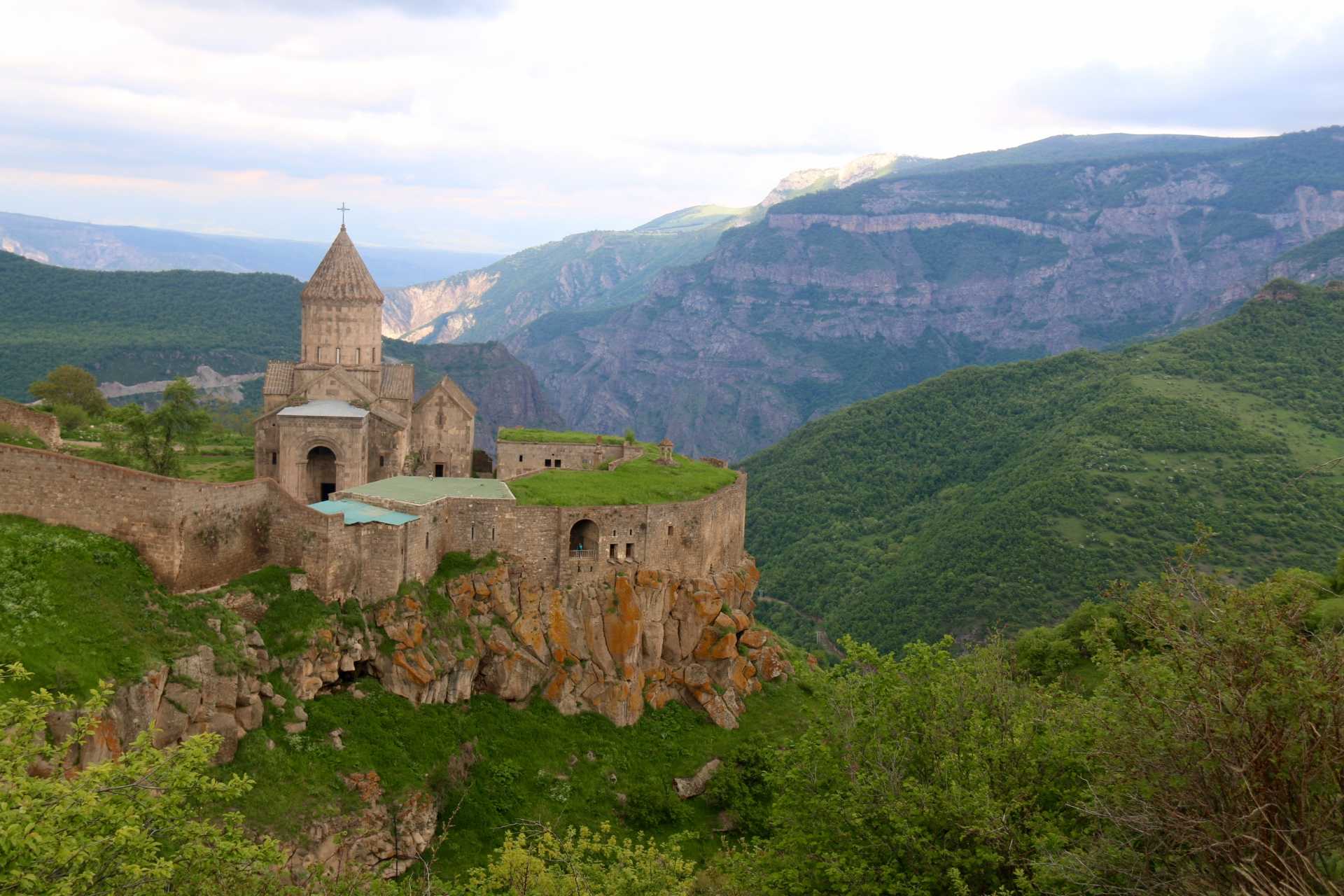 Monastère de Tatev © Shakya Rajeev Randonnée monastère de Tatev